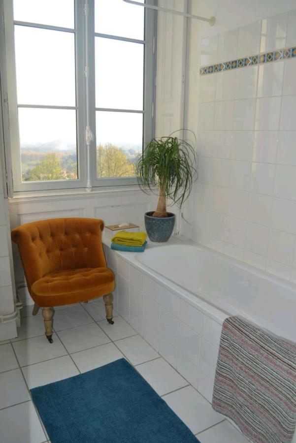 Appart'Chateau La Varenne Apartment Luaran gambar