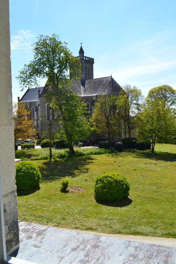 Appart'Chateau La Varenne Apartment Luaran gambar