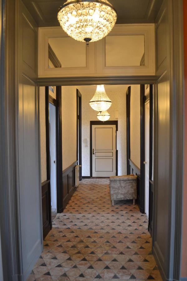 Appart'Chateau La Varenne Apartment Luaran gambar